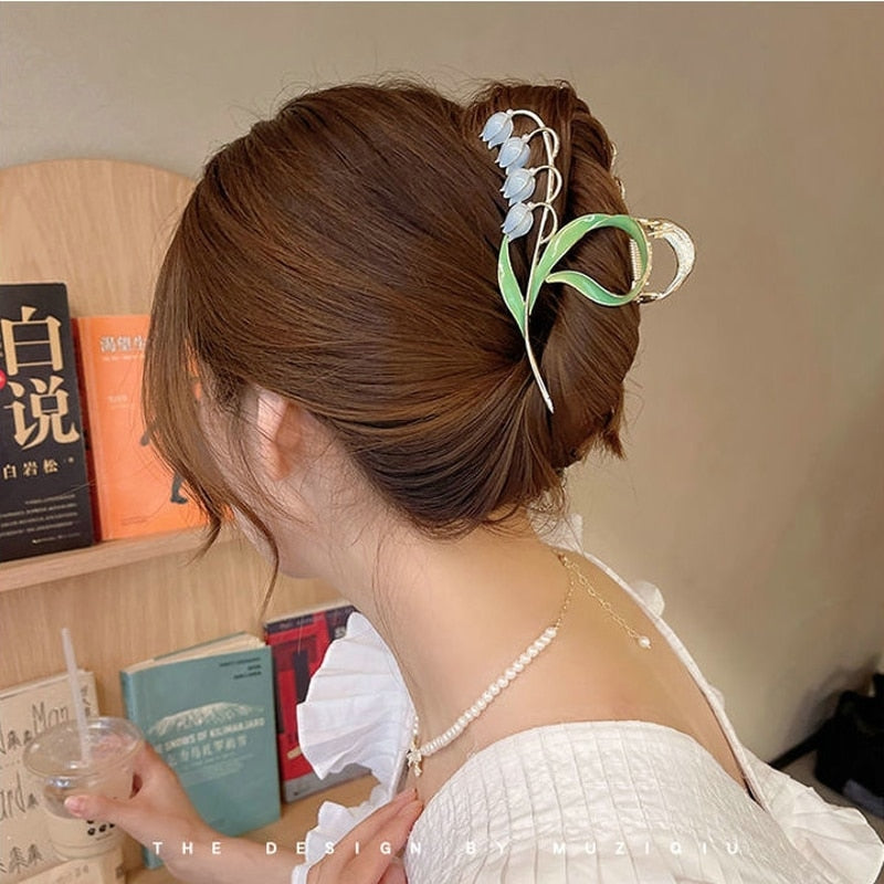 dainty-floral-hair-claw-clip-2-claws-coquette-accessories-accessory-kawaii-babe-333.jpg