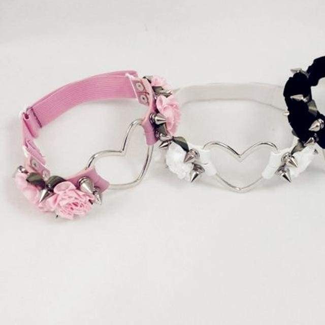rose-heart-garter-pink-belt-only-black-leather-flowers-garters-ddlg-playground_479.jpg