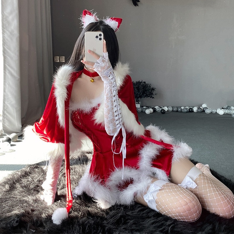 Cosplay Santa’s Lil Vixen