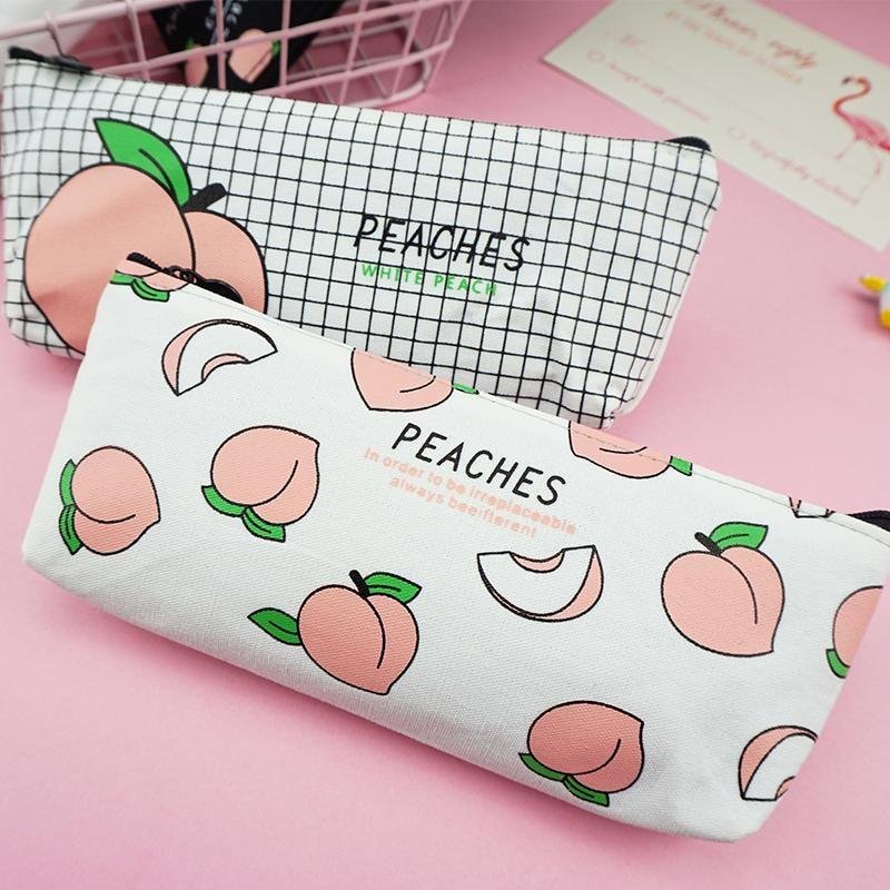 Trousse de maquillage pêches