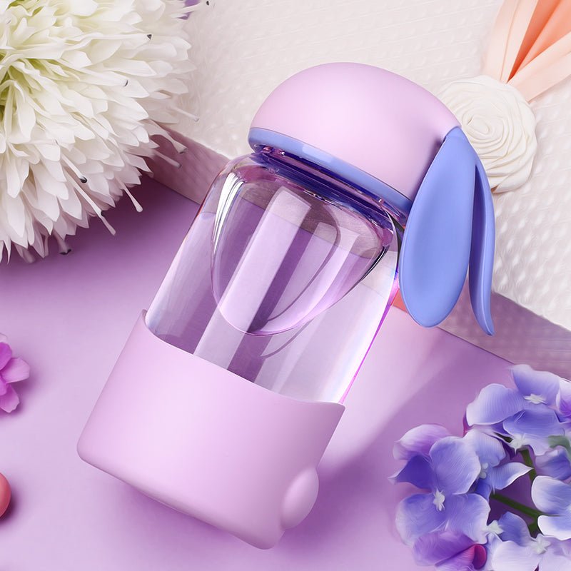 Bouteille d'eau en verre lapin