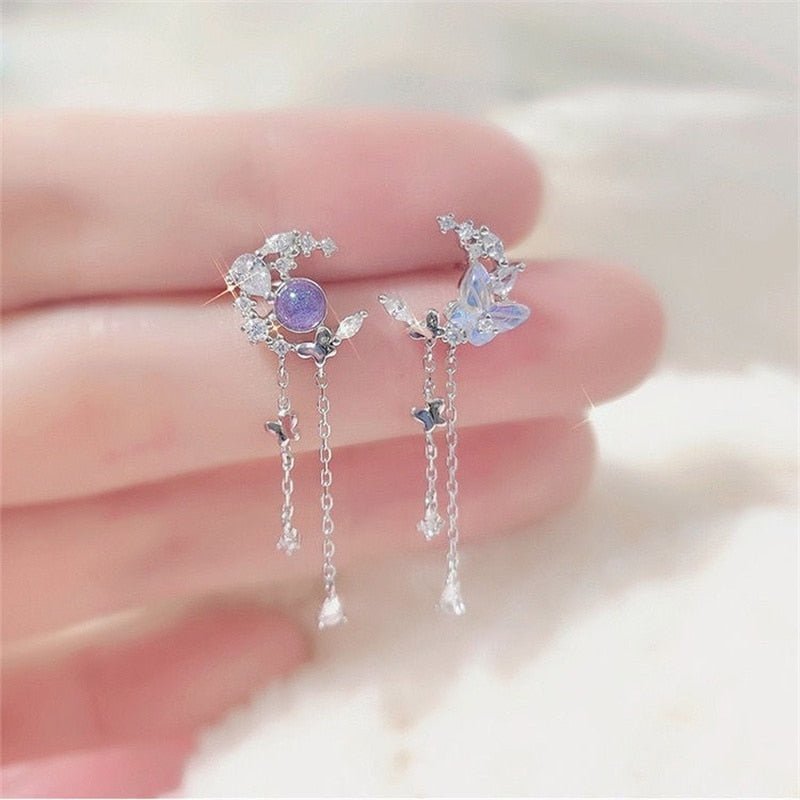 Boucles d'oreilles pendantes lune éthérée