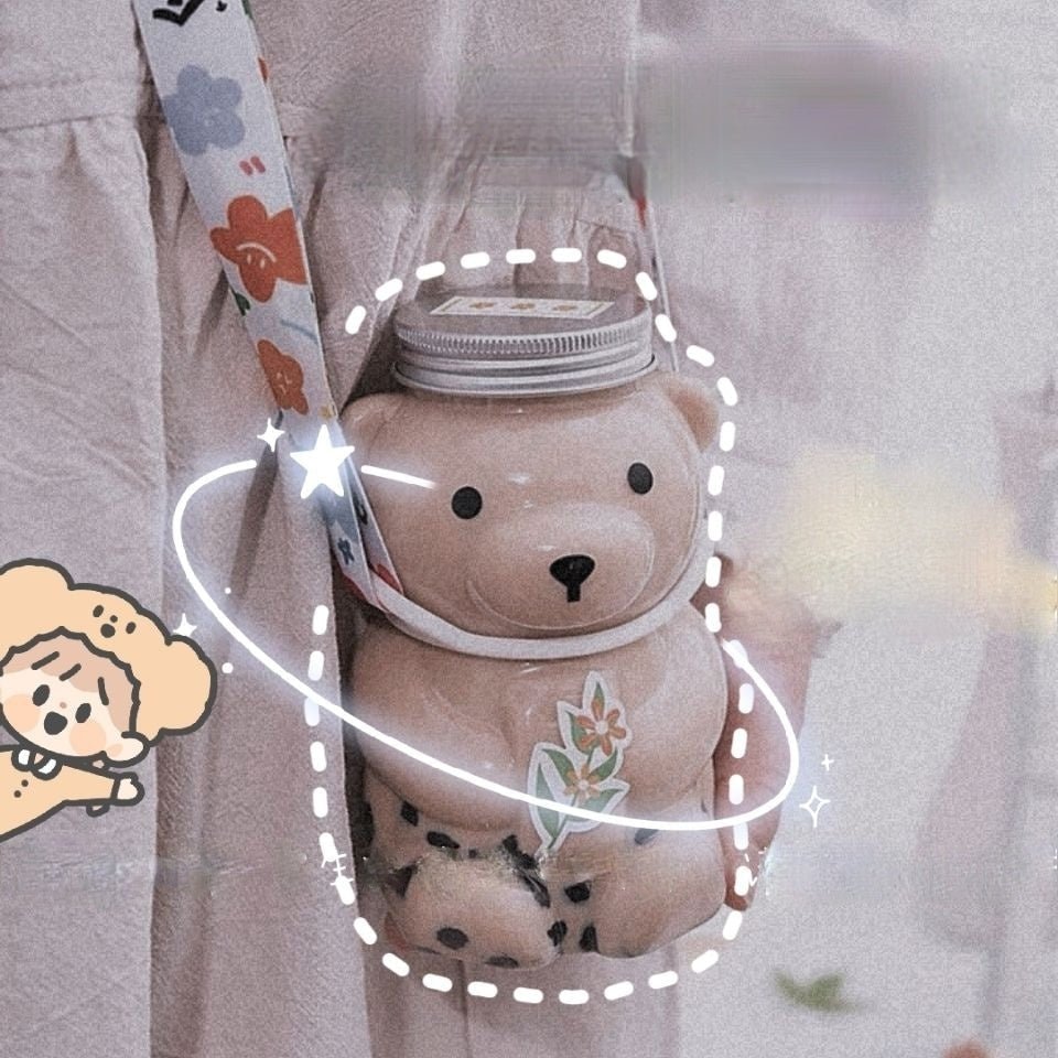 Petite bouteille d’eau en peluche